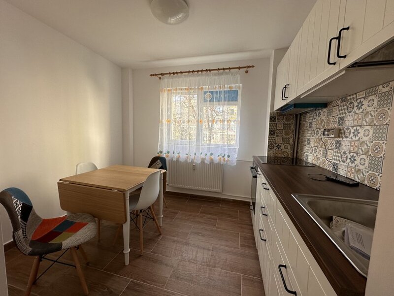 Iancului, 2 gs, balcon 10 mp, liber