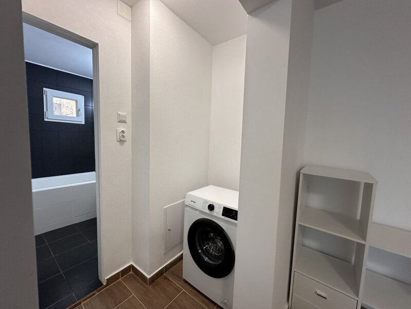 Iancului, 2 gs, balcon 10 mp, liber