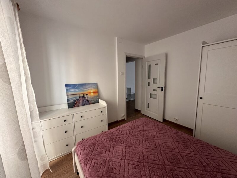 Iancului, 2 gs, balcon 10 mp, liber